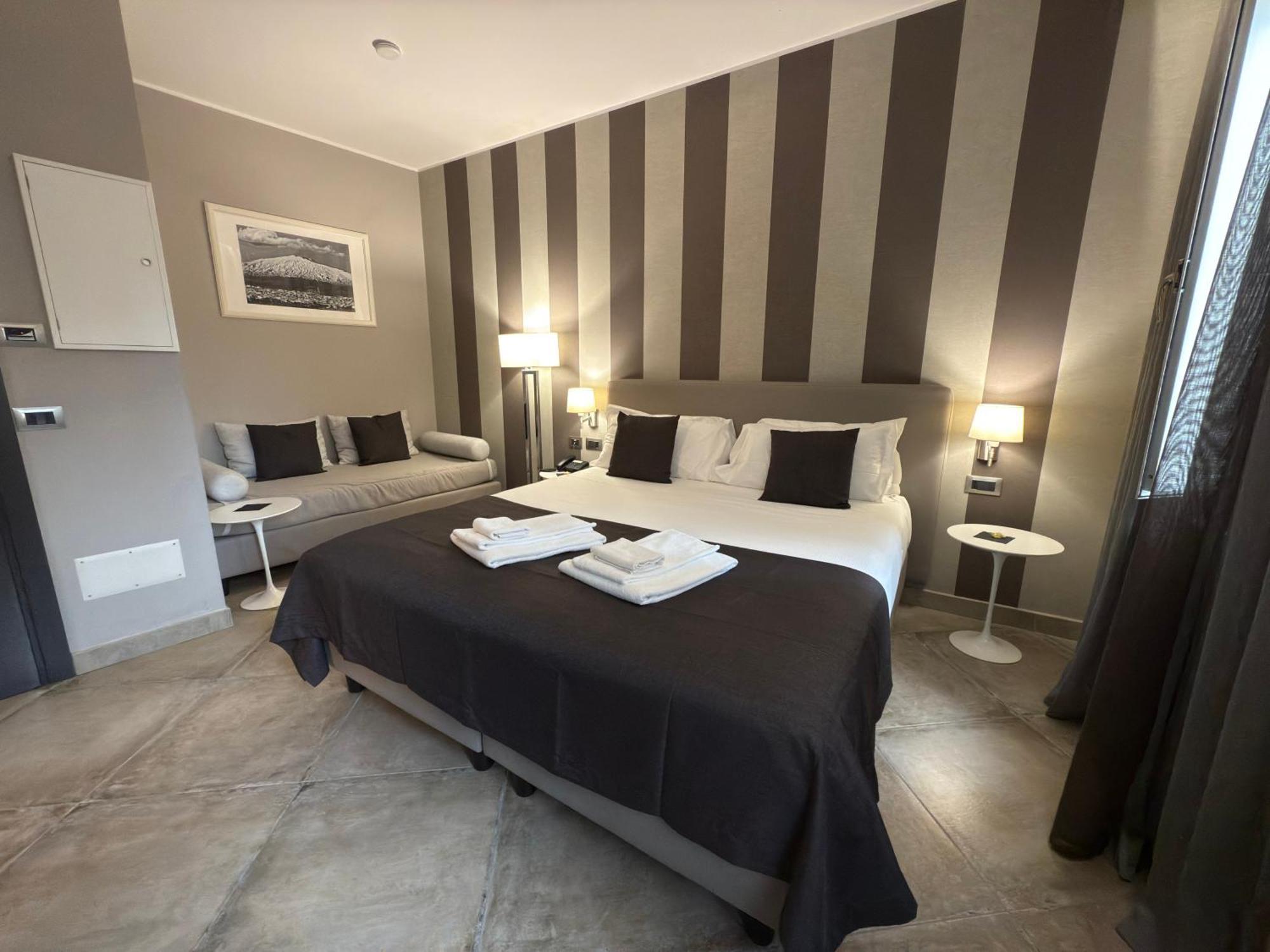 Etnea 454 Catania Luxury Rooms Extérieur photo